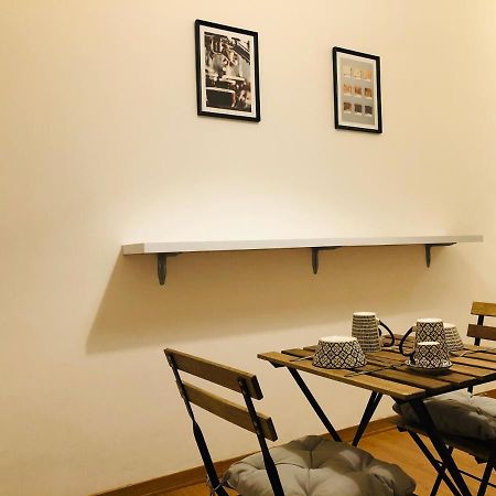 Dimora Paladino Bed and Breakfast Napels Buitenkant foto