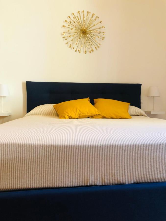 Dimora Paladino Bed and Breakfast Napels Buitenkant foto