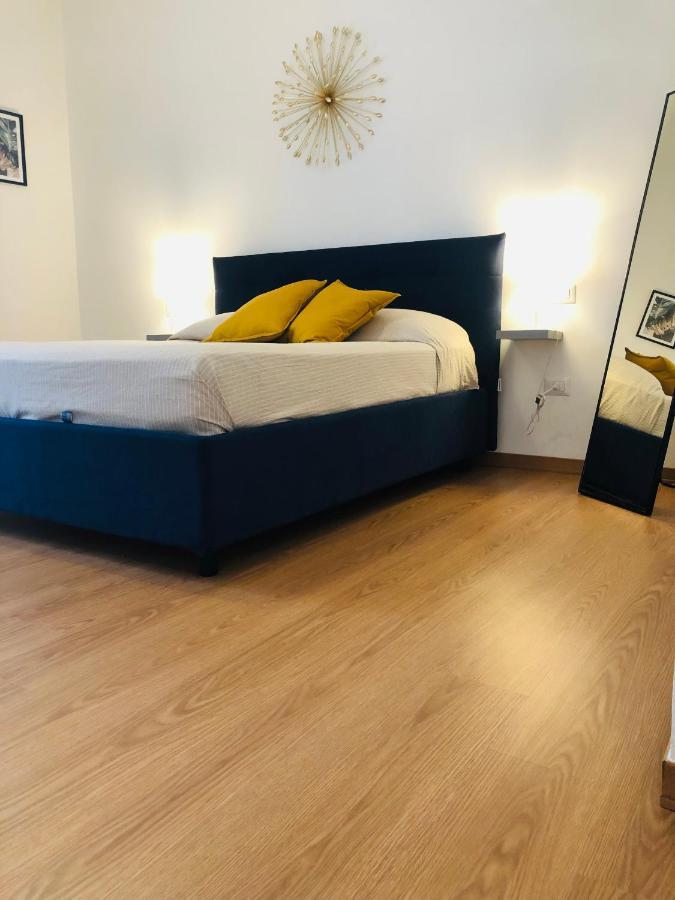 Dimora Paladino Bed and Breakfast Napels Buitenkant foto