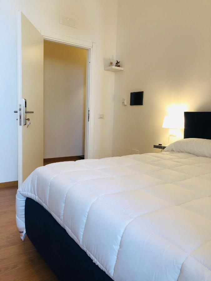 Dimora Paladino Bed and Breakfast Napels Buitenkant foto