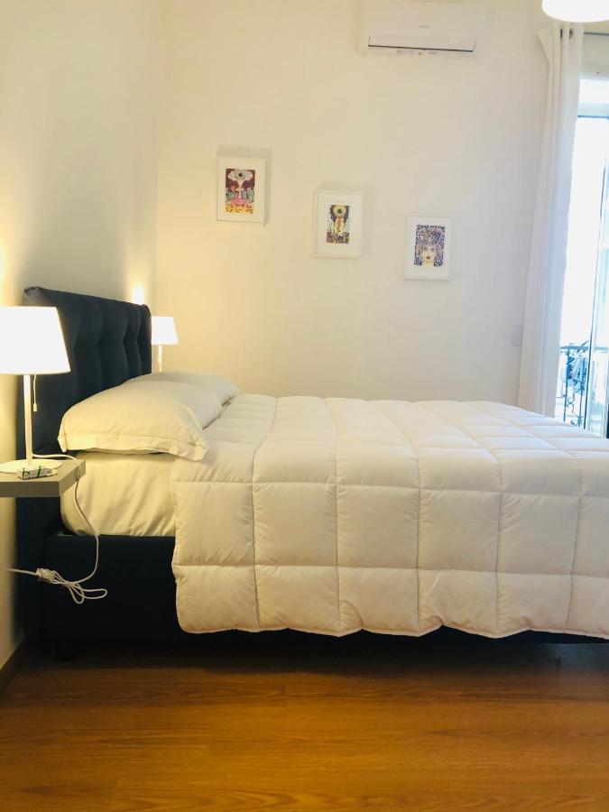 Dimora Paladino Bed and Breakfast Napels Buitenkant foto