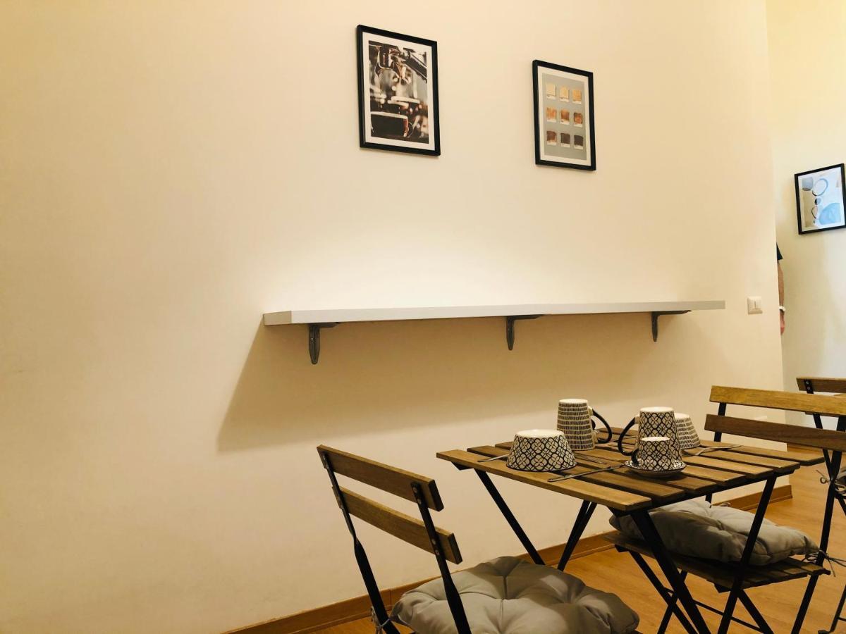 Dimora Paladino Bed and Breakfast Napels Buitenkant foto